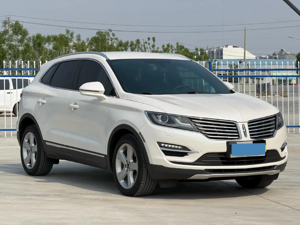 2018 Lincoln MKC 2.0T 203HP L4 6AT,autocango,china used car exporter,china ev exporter,chinese used car exporter,chinese used ev exporter
