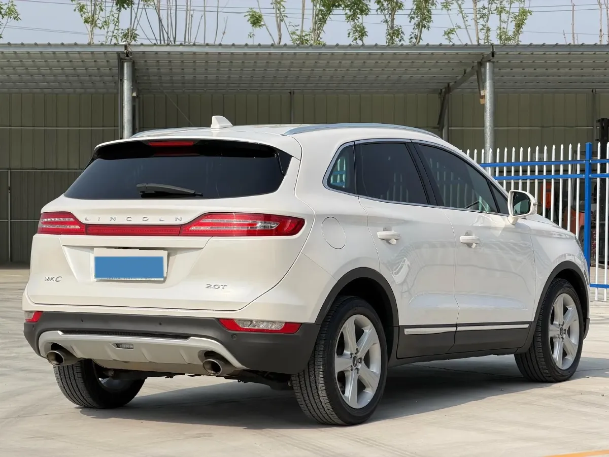 2018 Lincoln MKC 2.0T 203HP L4 6AT,autocango,china used car exporter,china ev exporter,chinese used car exporter,chinese used ev exporter