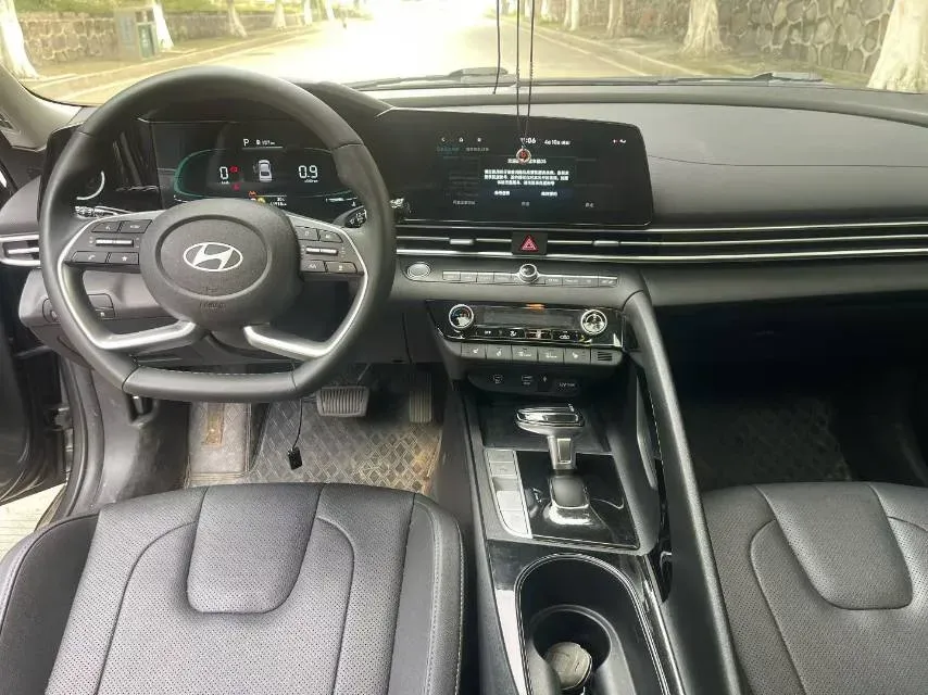 2023 Hyundai Elantra 1.5L 115HP L4 CVT,autocango,china used car exporter,china ev exporter,chinese used car exporter,chinese used ev exporter