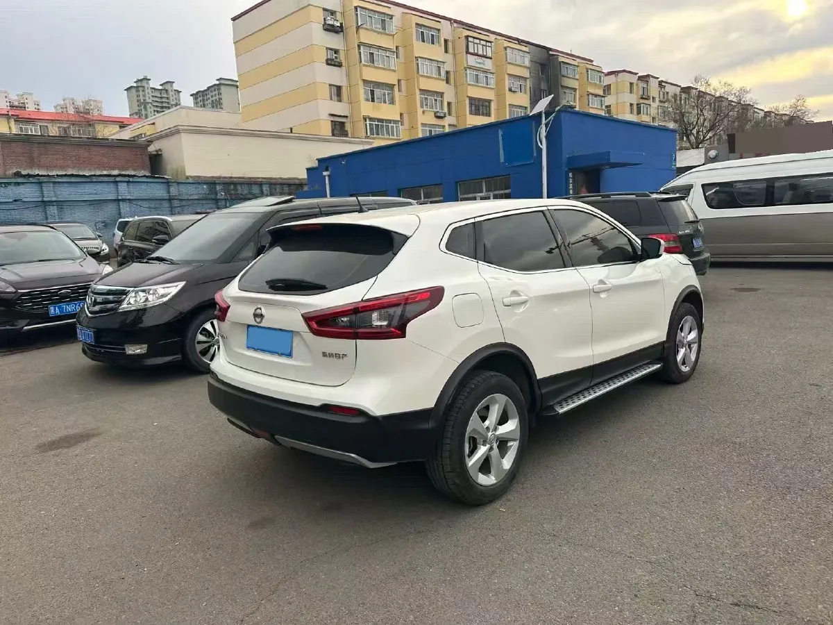 2022 Nissan Qashqai 2.0L 151HP L4 CVT,autocango,china used car exporter,china ev exporter,chinese used car exporter,chinese used ev exporter