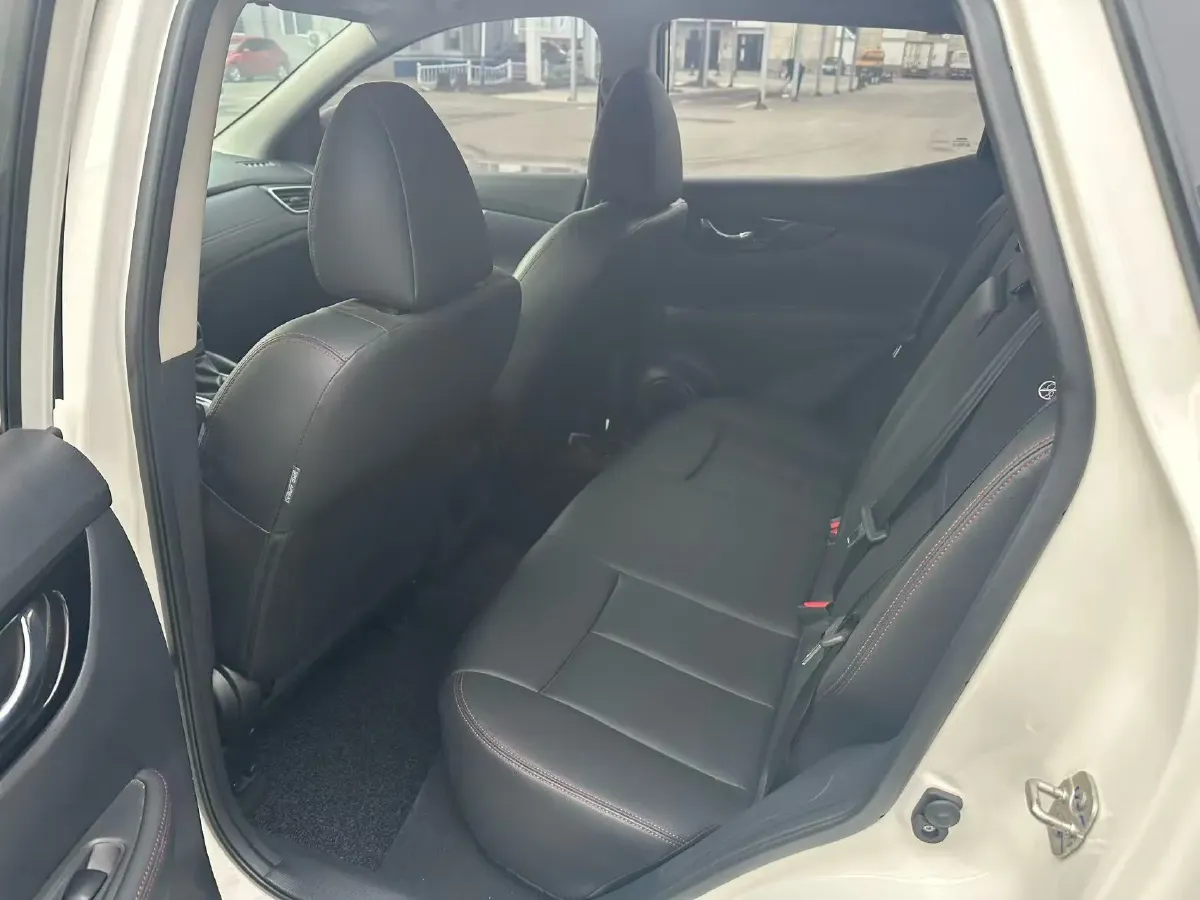 2022 Nissan Qashqai 2.0L 151HP L4 CVT,autocango,china used car exporter,china ev exporter,chinese used car exporter,chinese used ev exporter