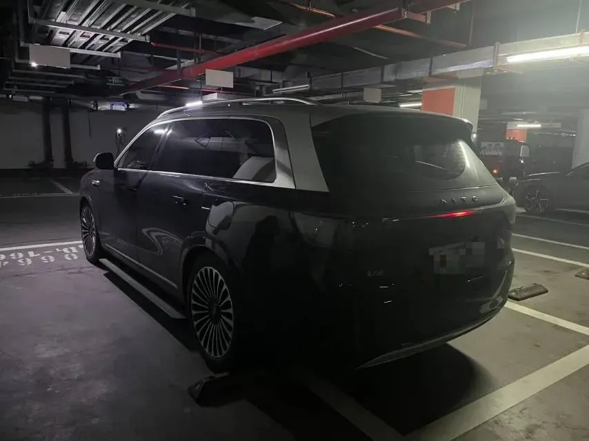 2024 AITO AITO M9 1.5T 152HP L4 REEV 42KWH,autocango,china used car exporter,china ev exporter,chinese used car exporter,chinese used ev exporter