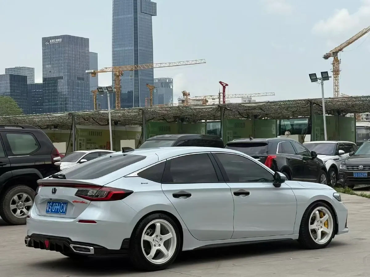 2023 Honda Civic 2.0L 143HP L4 E-CVT Hybrid,autocango,china used car exporter,china ev exporter,chinese used car exporter,chinese used ev exporter