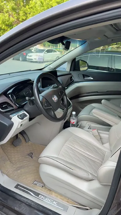 2022 Buick GL8 2.0T 237HP L4 9AT,autocango,china used car exporter,china ev exporter,chinese used car exporter,chinese used ev exporter