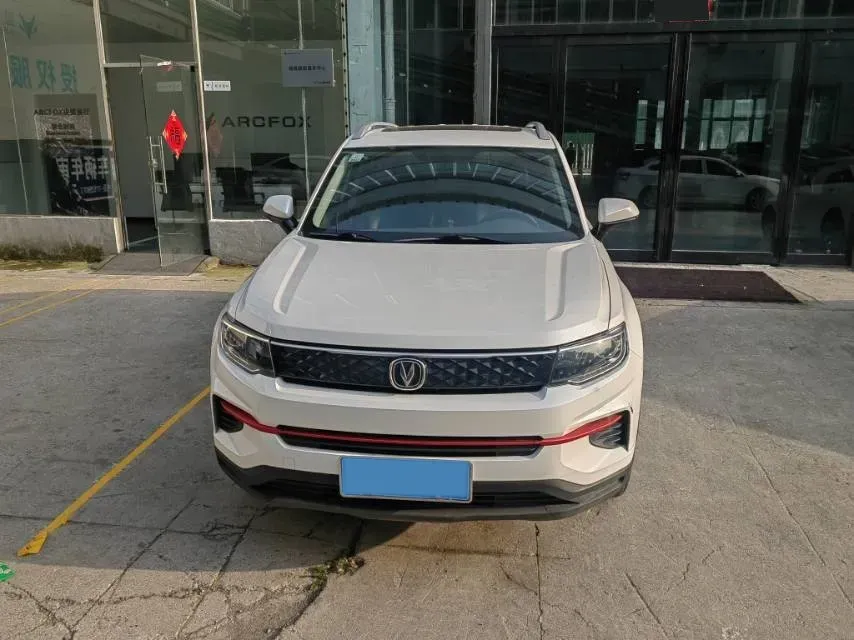 2019 ChangAn CS35 Plus 1.6L 128HP L4 5MT,autocango,china used car exporter,china ev exporter,chinese used car exporter,chinese used ev exporter