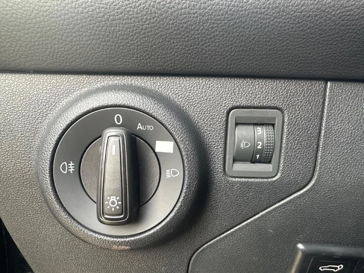 2021 Jetta VS7 1.4T 150HP L4 6AT,autocango,china used car exporter,china ev exporter,chinese used car exporter,chinese used ev exporter