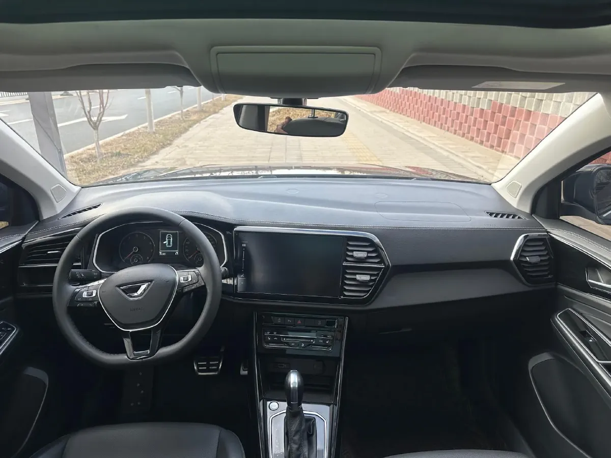 2021 Jetta VS7 1.4T 150HP L4 6AT,autocango,china used car exporter,china ev exporter,chinese used car exporter,chinese used ev exporter