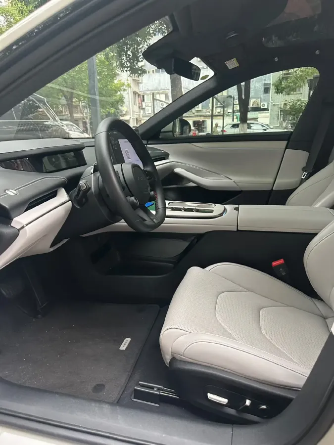 2024 MI SU7 BEV 73.6KWH,autocango,china used car exporter,china ev exporter,chinese used car exporter,chinese used ev exporter