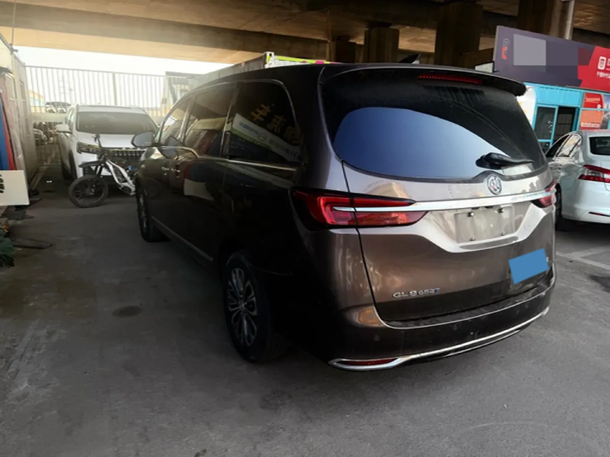 2022 Buick GL8 2.0T 237HP L4 9AT,autocango,china used car exporter,china ev exporter,chinese used car exporter,chinese used ev exporter