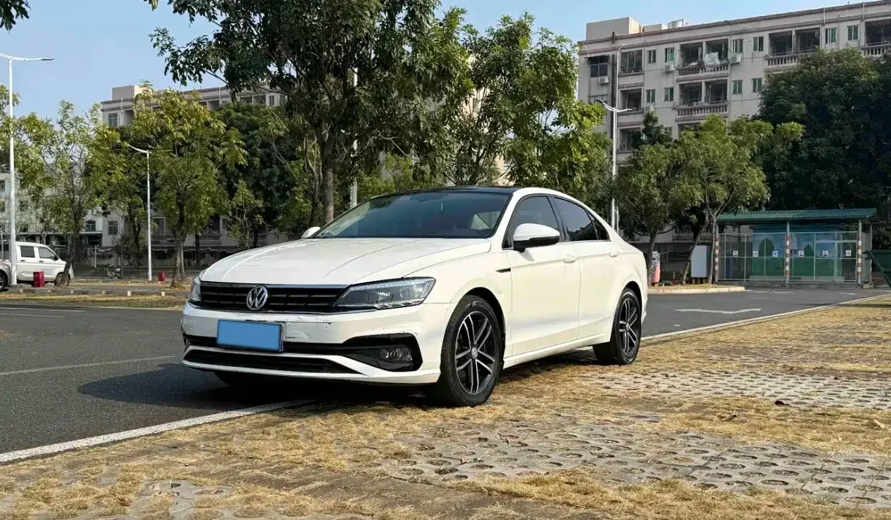 2021 Volkswagen Lamando 1.4T 150HP L4 7DCT,autocango,china used car exporter,china ev exporter,chinese used car exporter,chinese used ev exporter