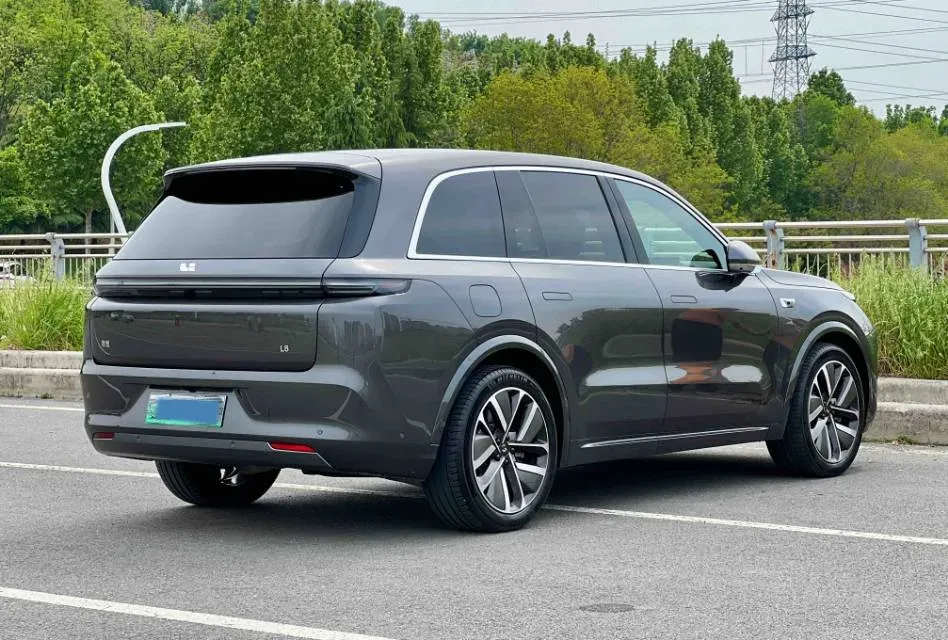 2024 Ford Bronco 2.3T 275HP L4 10AT,autocango,china used car exporter,china ev exporter,chinese used car exporter,chinese used ev exporter