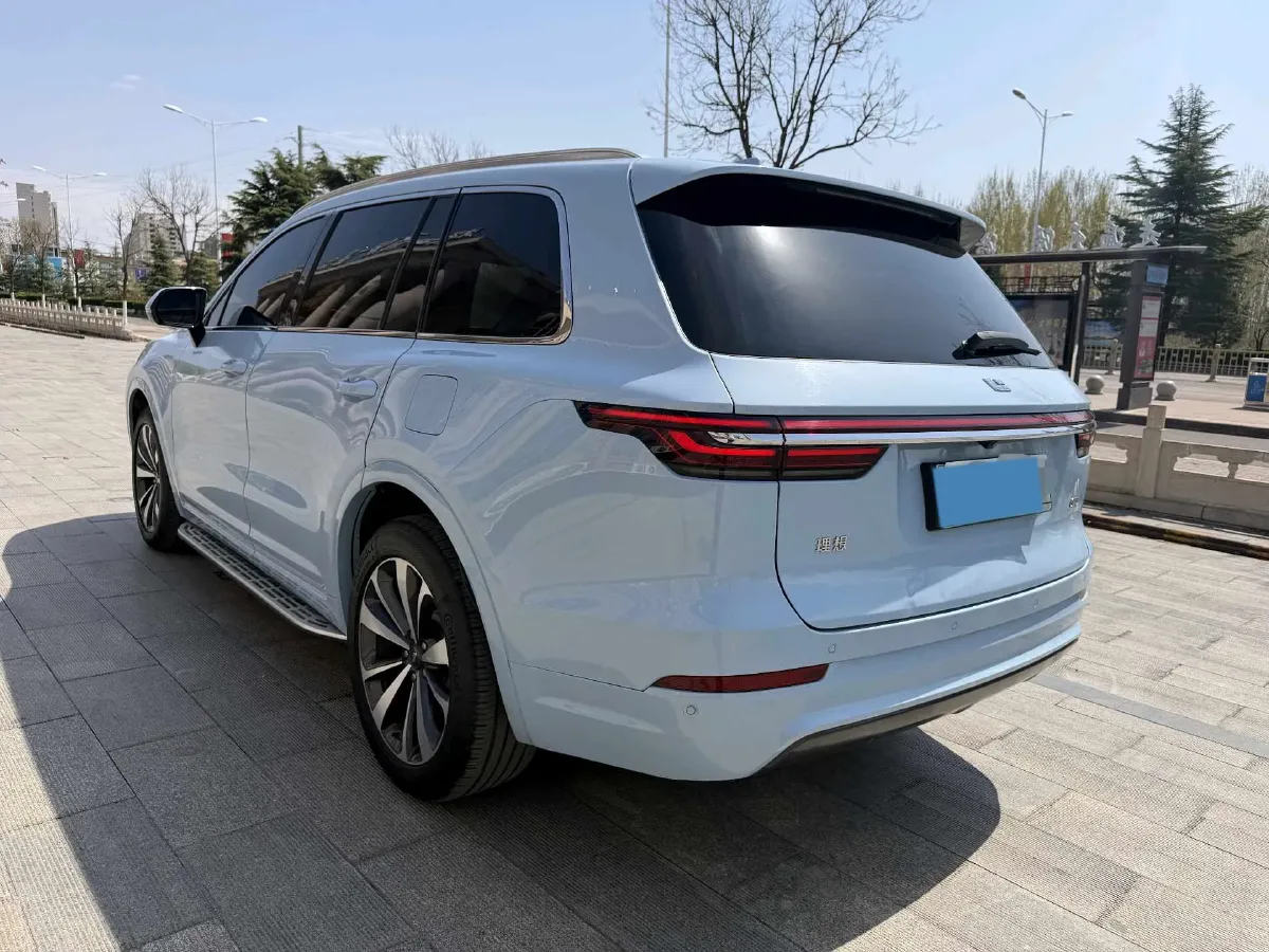 2020 Li ONE Range Extended 131HP REEV 40.5KWH,autocango,china used car exporter,china ev exporter,chinese used car exporter,chinese used ev exporter