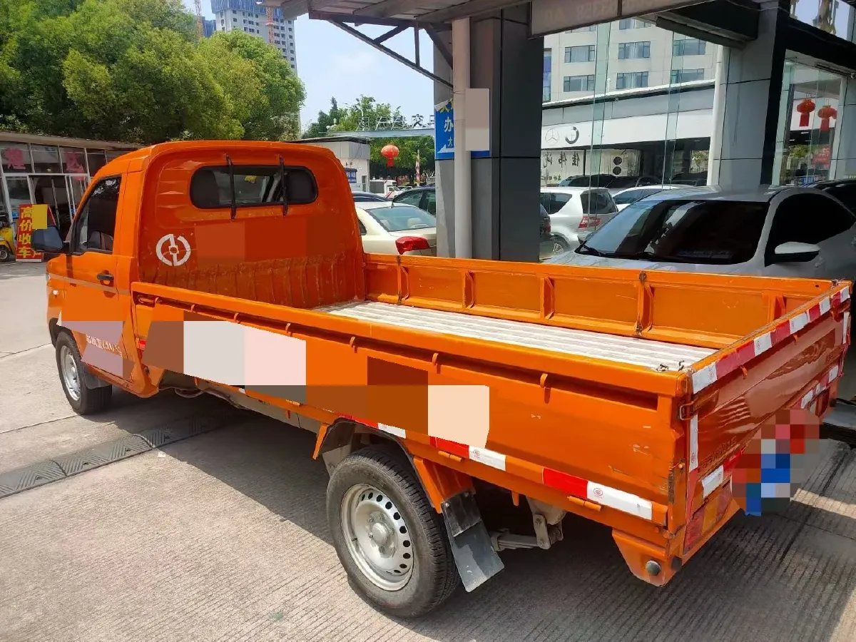 2023 WuLing RongGuang New Truck 1.5L 102HP L4 5MT,autocango,china used car exporter,china ev exporter,chinese used car exporter,chinese used ev exporter