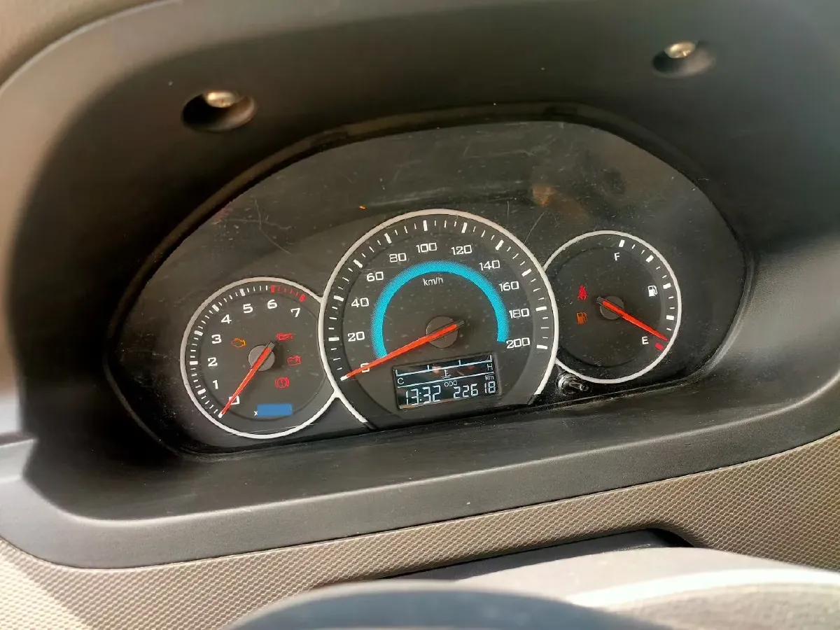 2023 WuLing RongGuang New Truck 1.5L 102HP L4 5MT,autocango,china used car exporter,china ev exporter,chinese used car exporter,chinese used ev exporter