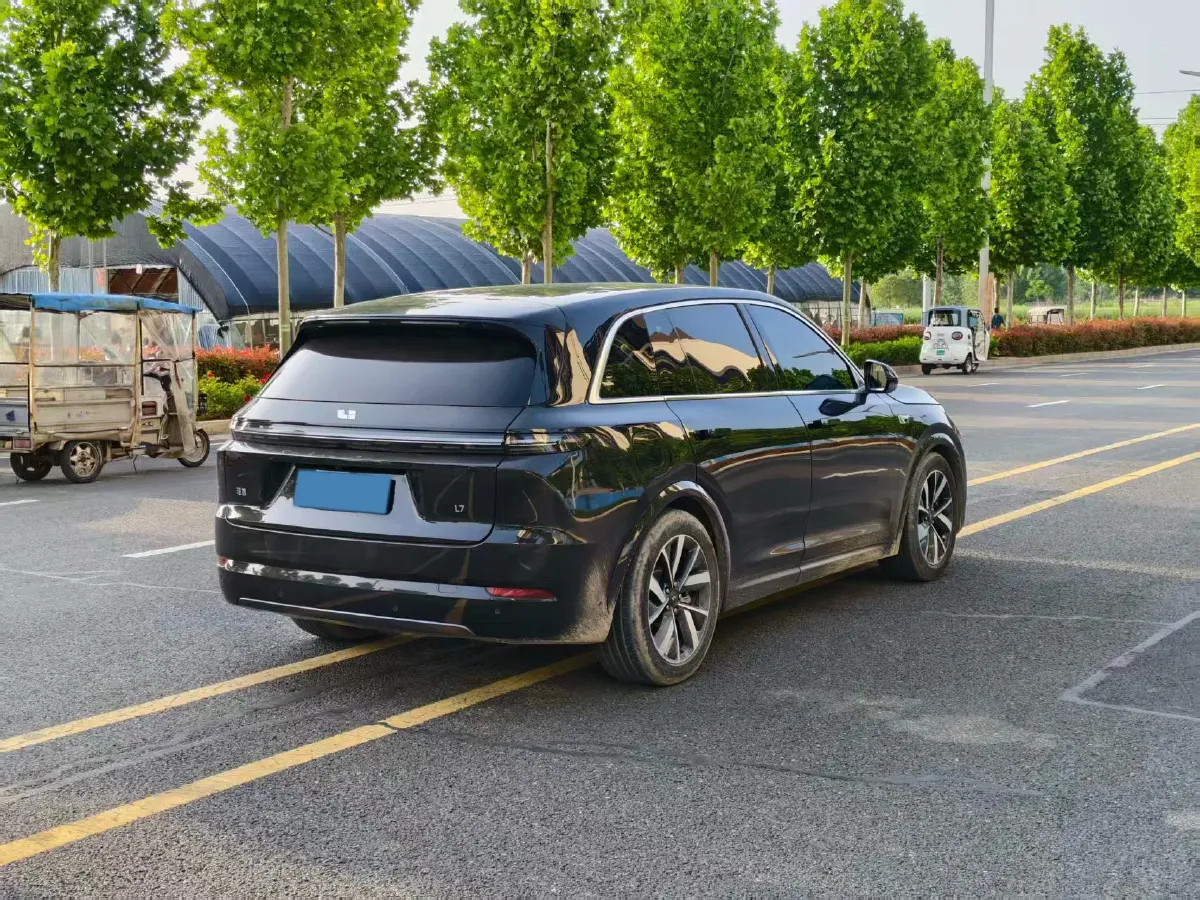 2025 Li L7 Range Extended 154HP REEV,autocango,china used car exporter,china ev exporter,chinese used car exporter,chinese used ev exporter