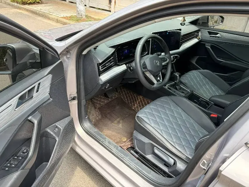 2023 Volkswagen Sagitar 1.5T 160HP L4 7DCT,autocango,china used car exporter,china ev exporter,chinese used car exporter,chinese used ev exporter