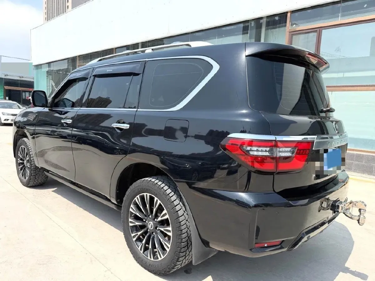2018 Nissan Patrol 4.0L 279HP V6 7AT,autocango,china used car exporter,china ev exporter,chinese used car exporter,chinese used ev exporter