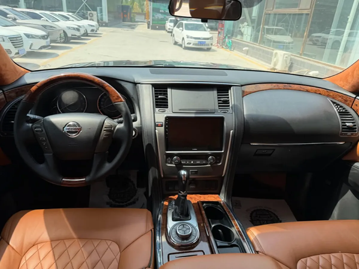 2018 Nissan Patrol 4.0L 279HP V6 7AT,autocango,china used car exporter,china ev exporter,chinese used car exporter,chinese used ev exporter