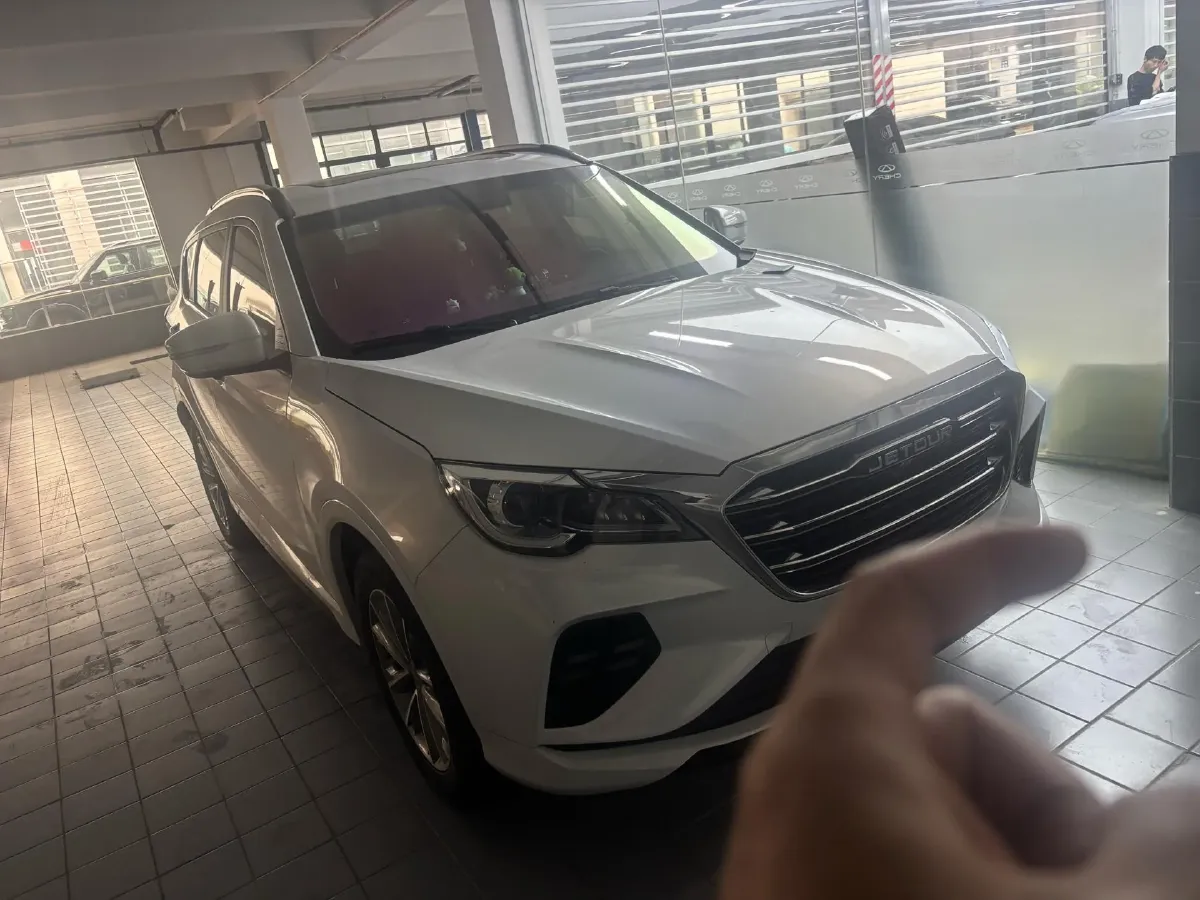 2020 Jetour X70 1.5T 156HP L4 6DCT,autocango,china used car exporter,china ev exporter,chinese used car exporter,chinese used ev exporter