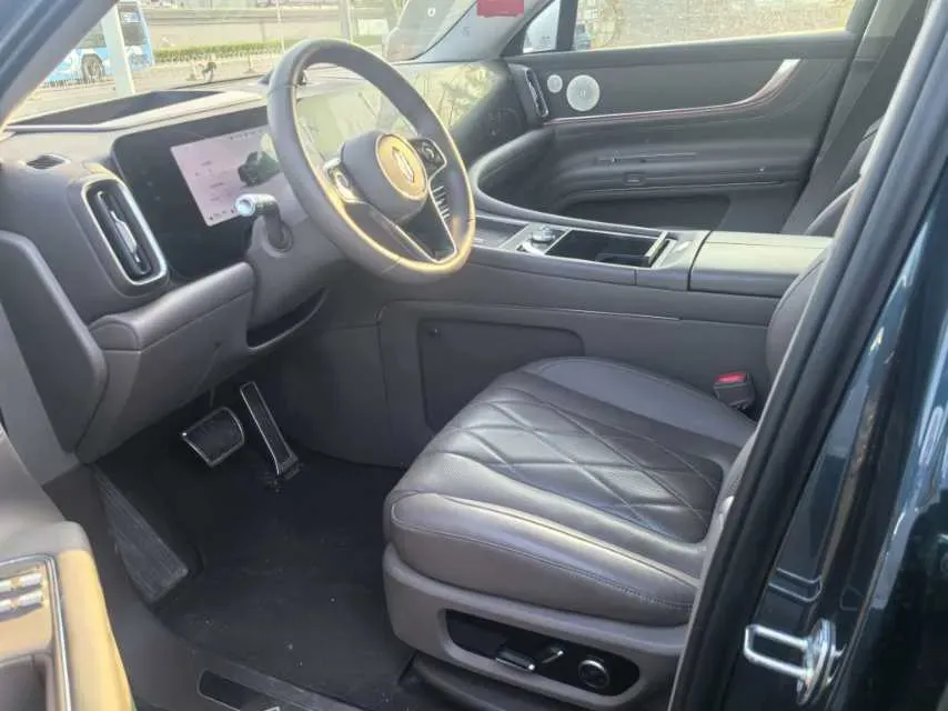 2024 AITO AITO M9 1.5T 152HP L4 REEV 42KWH,autocango,china used car exporter,china ev exporter,chinese used car exporter,chinese used ev exporter