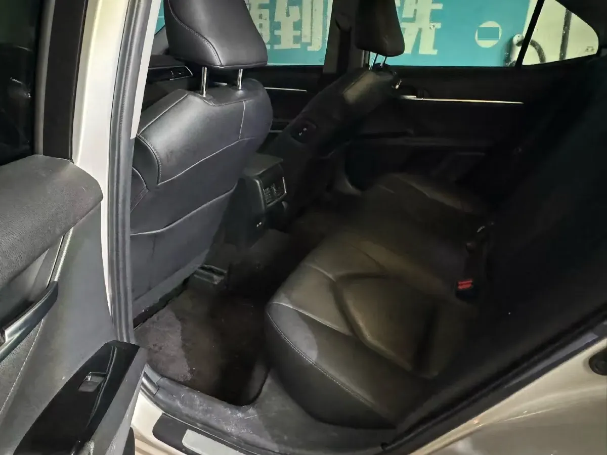 2021 Toyota Camry 2.0L 178HP L4 CVT,autocango,china used car exporter,china ev exporter,chinese used car exporter,chinese used ev exporter