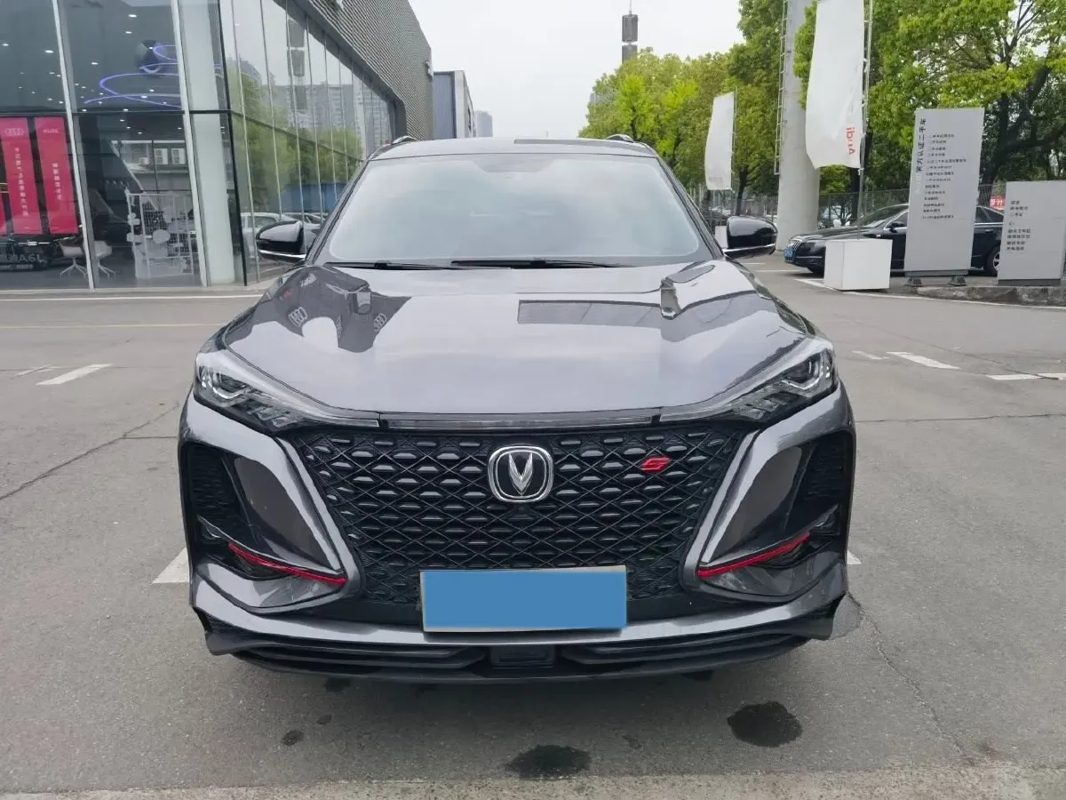2021 ChangAn CS75 Plus 1.5T 178HP L4 6AT,autocango,china used car exporter,china ev exporter,chinese used car exporter,chinese used ev exporter