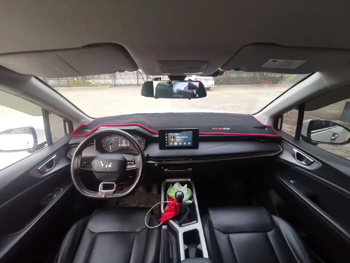 2022 WuLing KaiJie 1.5T 147HP L4 6MT,autocango,china used car exporter,china ev exporter,chinese used car exporter,chinese used ev exporter