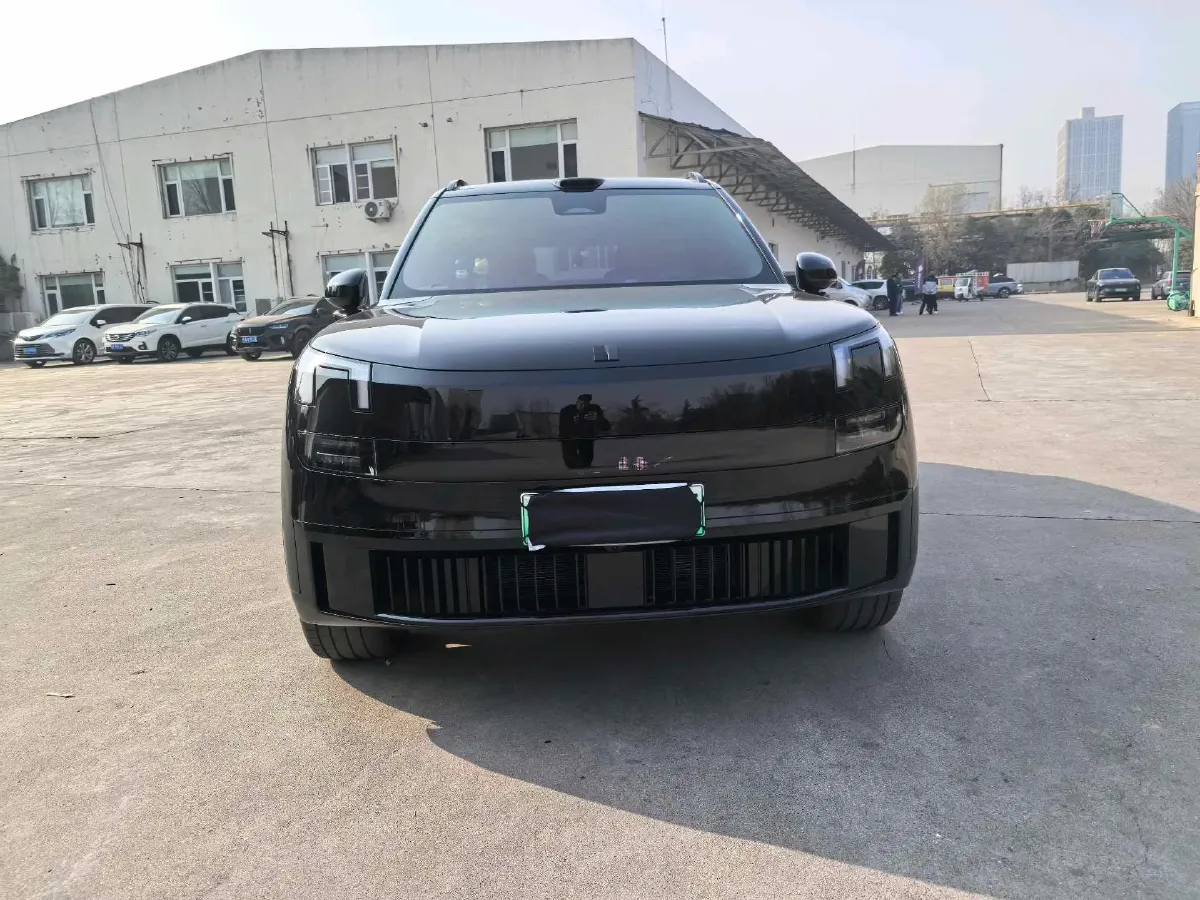 2025 LYNK&CO 900 2.0T 254HP L4 3DHT PHEV,autocango,china used car exporter,china ev exporter,chinese used car exporter,chinese used ev exporter