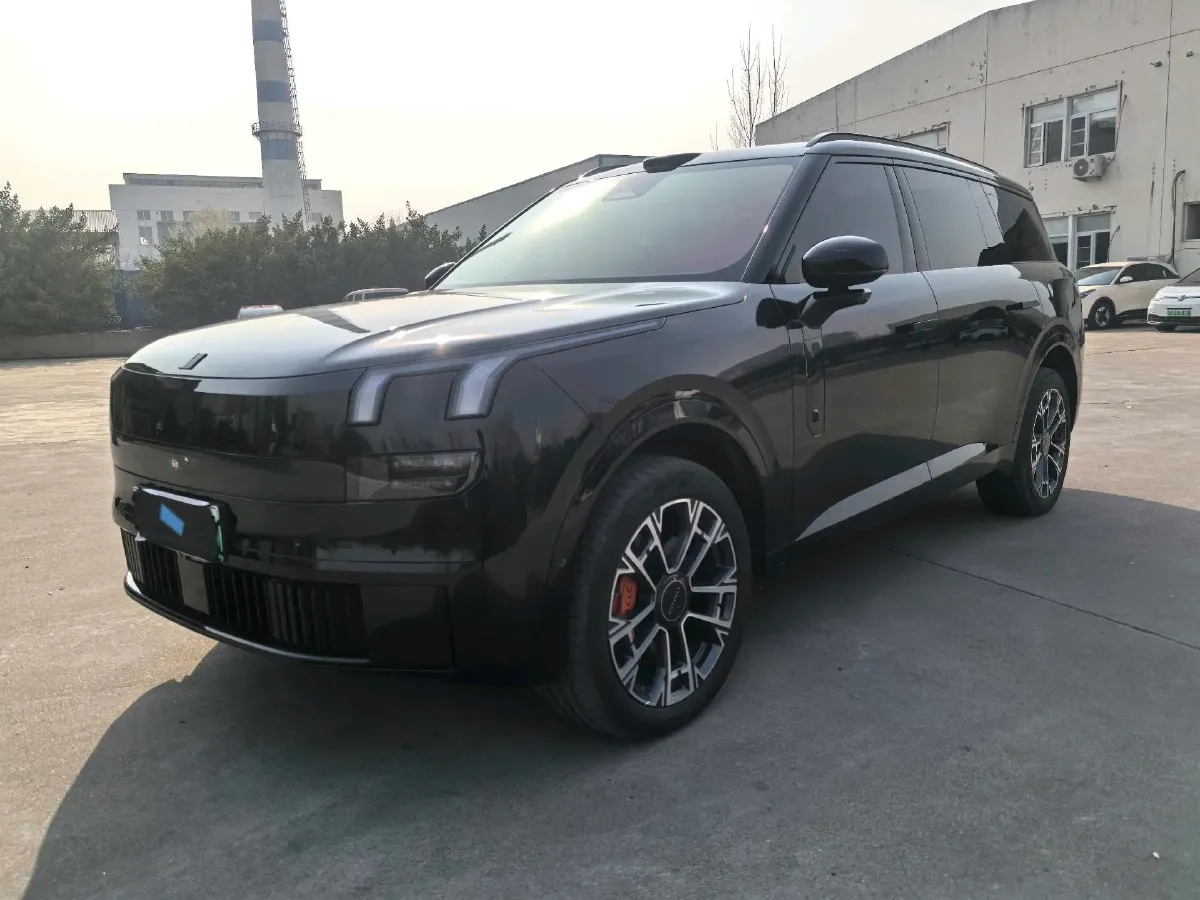 2025 LYNK&CO 900 2.0T 254HP L4 3DHT PHEV,autocango,china used car exporter,china ev exporter,chinese used car exporter,chinese used ev exporter