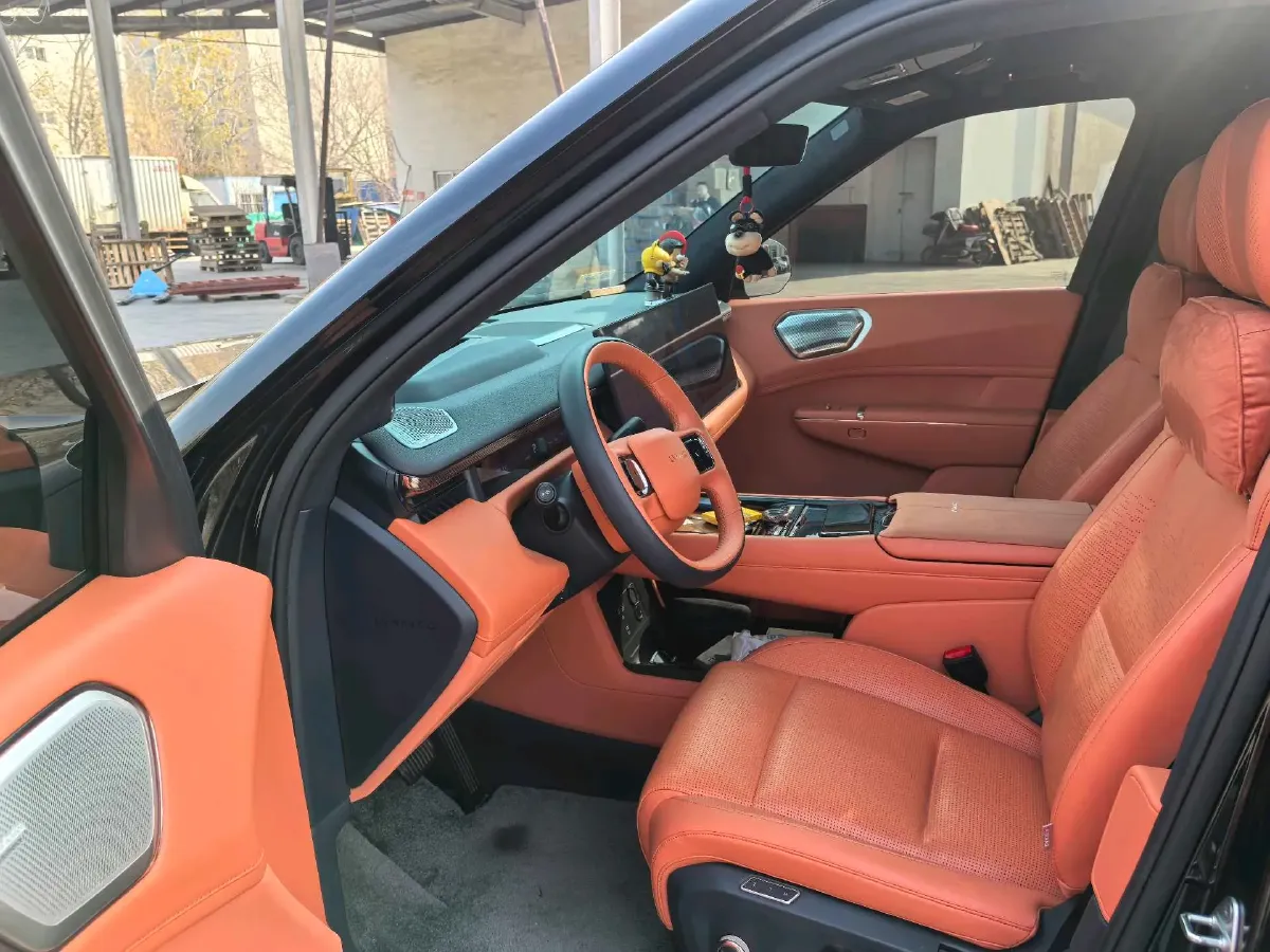 2025 LYNK&CO 900 2.0T 254HP L4 3DHT PHEV,autocango,china used car exporter,china ev exporter,chinese used car exporter,chinese used ev exporter