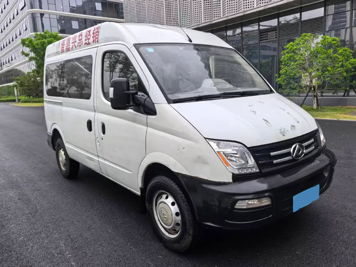 2019 MAXUS XinTu V80 2.5T 136HP L4 6MT,autocango,china used car exporter,china ev exporter,chinese used car exporter,chinese used ev exporter