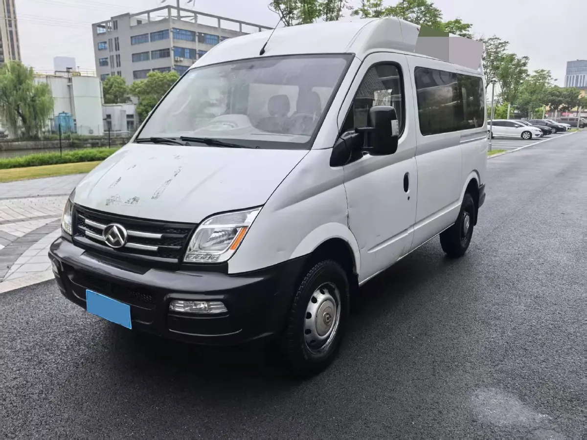 2019 MAXUS XinTu V80 2.5T 136HP L4 6MT,autocango,china used car exporter,china ev exporter,chinese used car exporter,chinese used ev exporter
