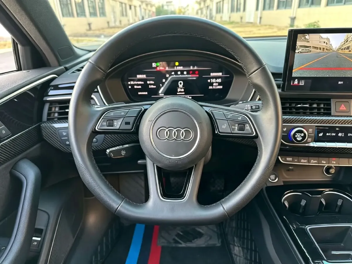 2022 Audi A4L 2.0T 252HP L4 7DCT,autocango,china used car exporter,china ev exporter,chinese used car exporter,chinese used ev exporter