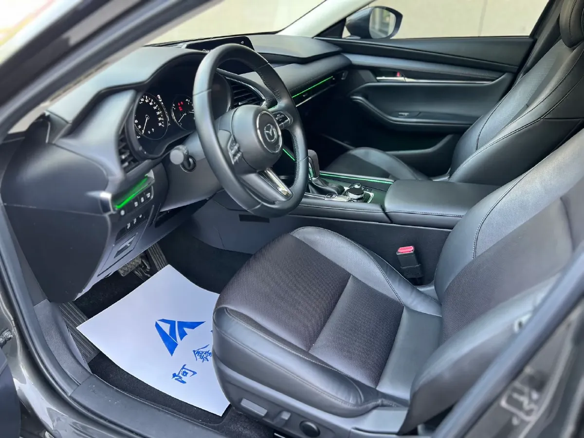 2021 Mazda 3 Axela 2.0L 158HP L4 6AT,autocango,china used car exporter,china ev exporter,chinese used car exporter,chinese used ev exporter