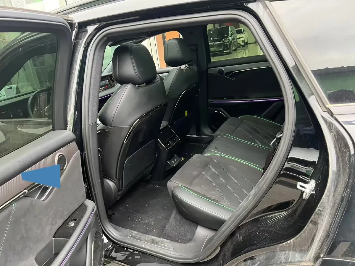 2025 Voyah FREE 1.5T 150HP L4 REEV 43KWH,autocango,china used car exporter,china ev exporter,chinese used car exporter,chinese used ev exporter