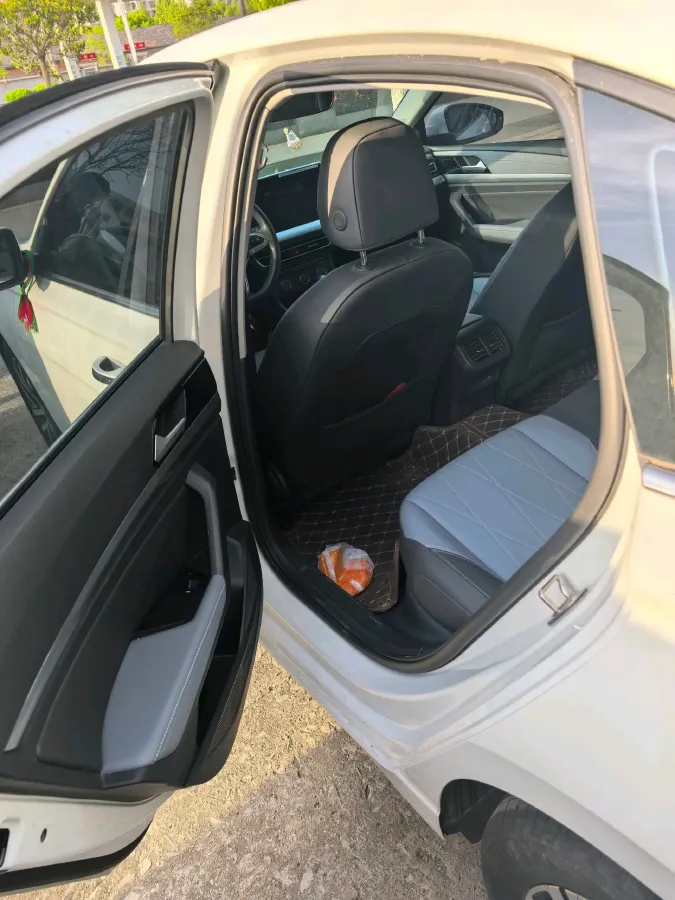 2023 Volkswagen Lavida 1.5L 110HP L4 6AT,autocango,china used car exporter,china ev exporter,chinese used car exporter,chinese used ev exporter