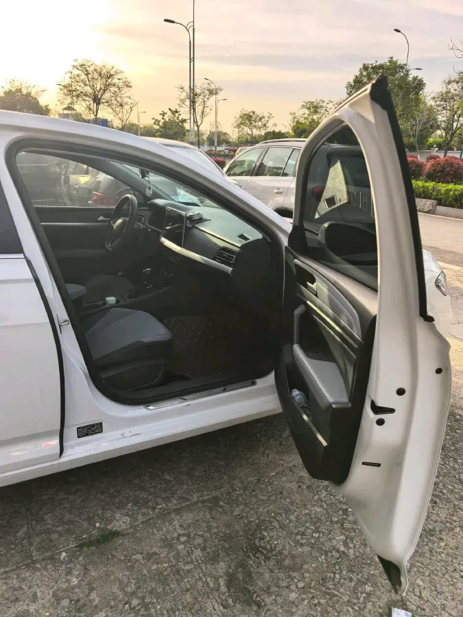 2023 Volkswagen Lavida 1.5L 110HP L4 6AT,autocango,china used car exporter,china ev exporter,chinese used car exporter,chinese used ev exporter