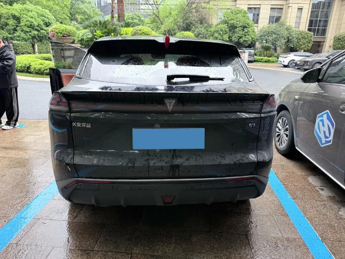 2023 Deepal S07 1.5L 95HP L4 REEV 18.99KWH,autocango,china used car exporter,china ev exporter,chinese used car exporter,chinese used ev exporter