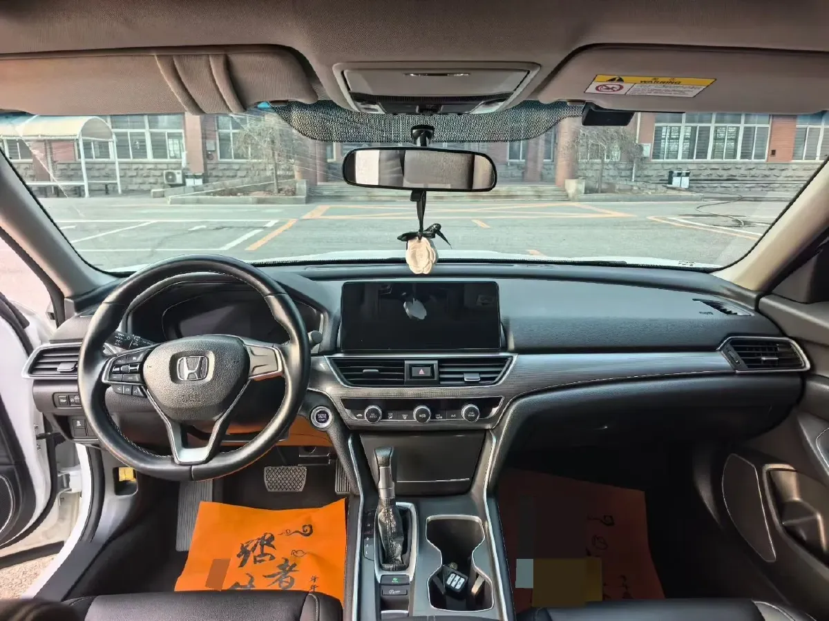 2022 Honda Accord 1.5T 194HP L4 CVT,autocango,china used car exporter,china ev exporter,chinese used car exporter,chinese used ev exporter