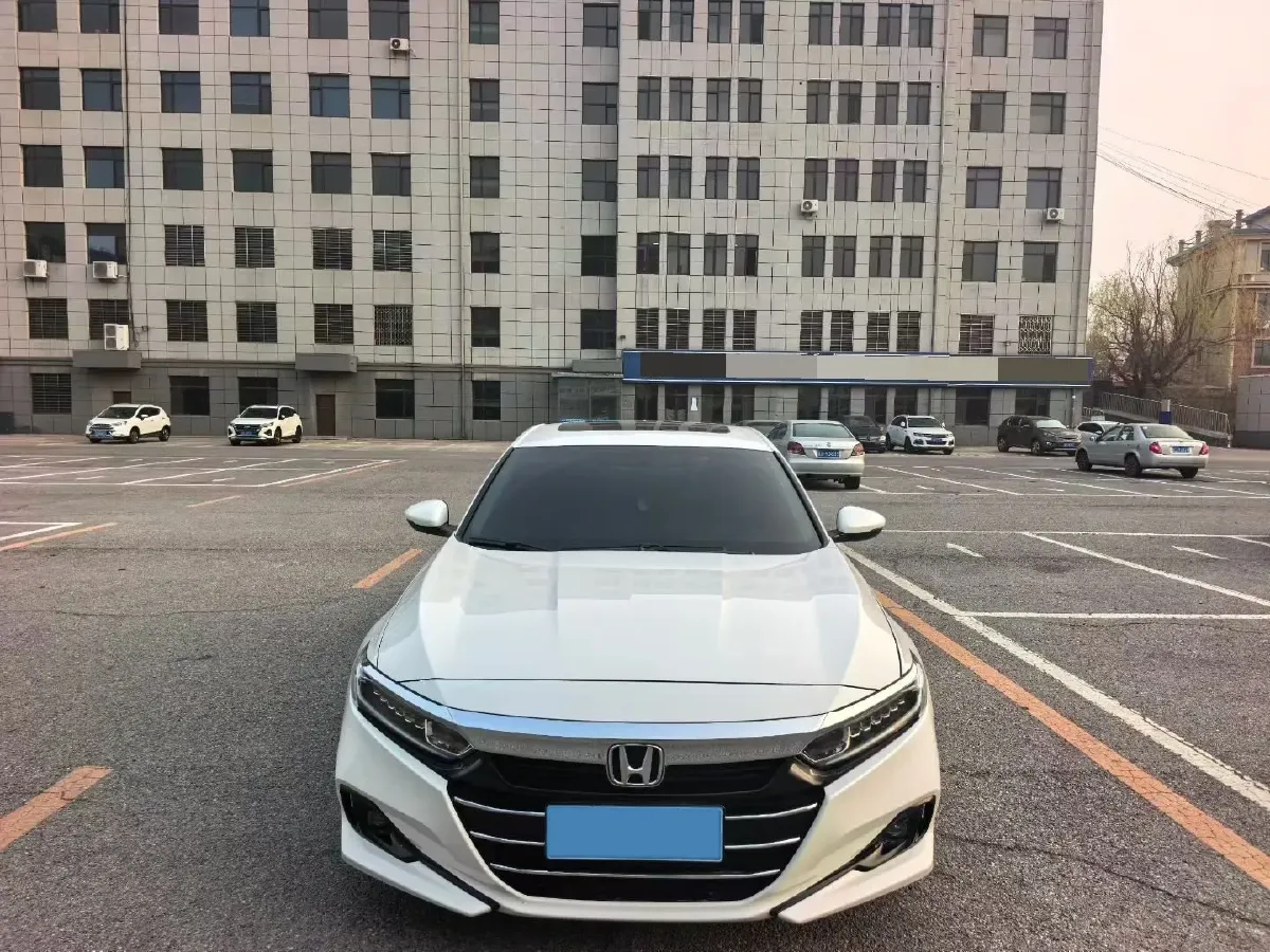 2022 Honda Accord 1.5T 194HP L4 CVT,autocango,china used car exporter,china ev exporter,chinese used car exporter,chinese used ev exporter