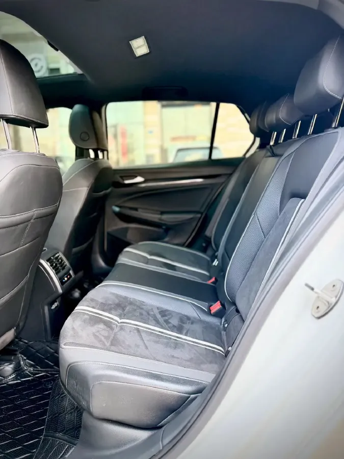 2021 Volkswagen Golf 1.4T 150HP L4 7DCT,autocango,china used car exporter,china ev exporter,chinese used car exporter,chinese used ev exporter