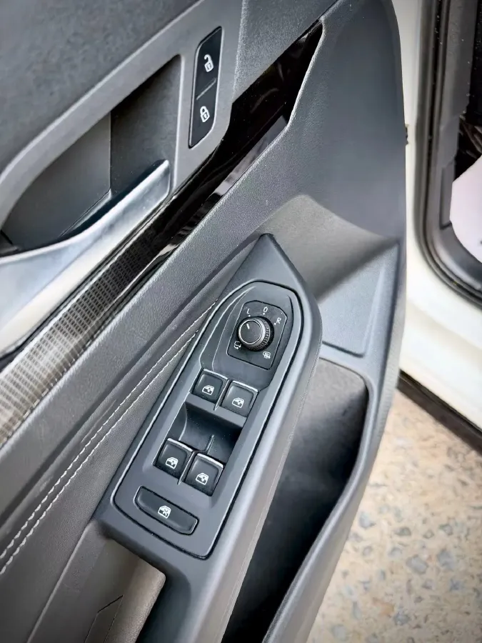 2021 Volkswagen Golf 1.4T 150HP L4 7DCT,autocango,china used car exporter,china ev exporter,chinese used car exporter,chinese used ev exporter