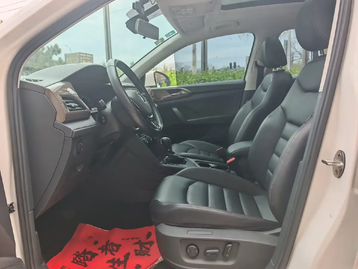 2020 Volkswagen Tharu 1.4T 150HP L4 7DCT,autocango,china used car exporter,china ev exporter,chinese used car exporter,chinese used ev exporter