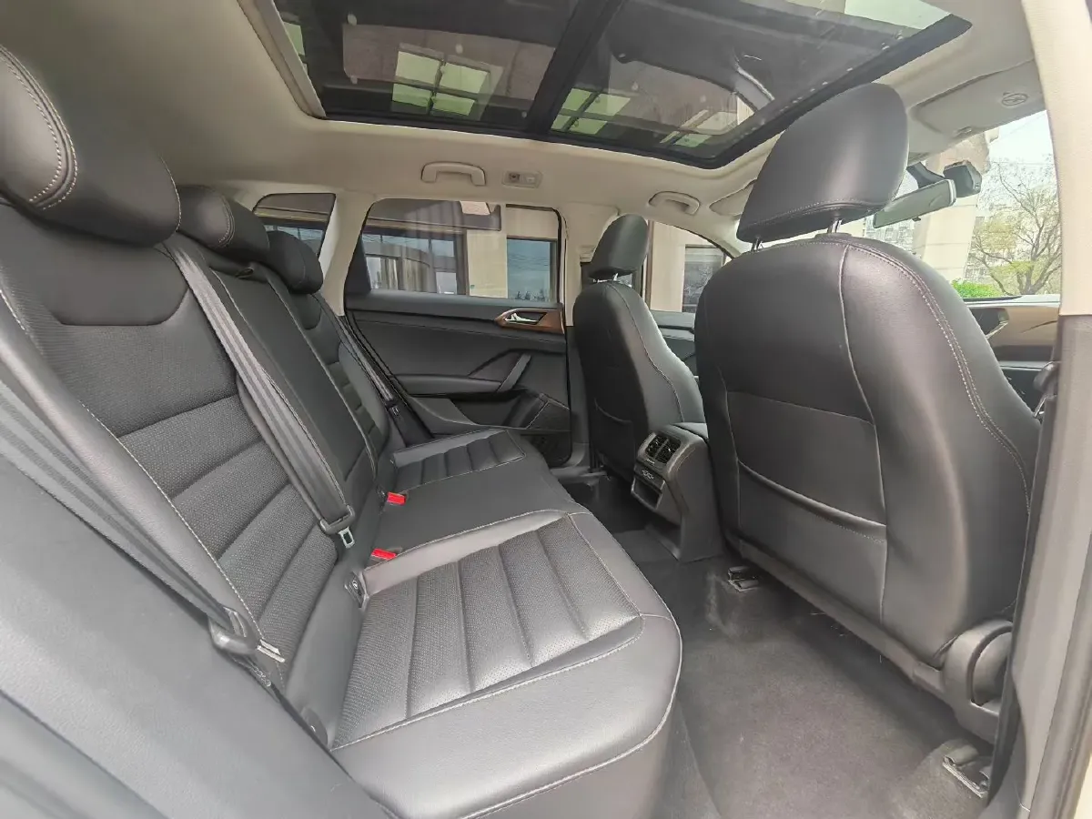 2020 Volkswagen Tharu 1.4T 150HP L4 7DCT,autocango,china used car exporter,china ev exporter,chinese used car exporter,chinese used ev exporter