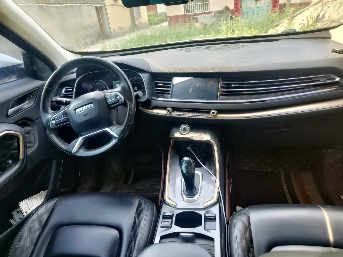 2020 Haval H6 2.0T 224HP L4 7DCT,autocango,china used car exporter,china ev exporter,chinese used car exporter,chinese used ev exporter