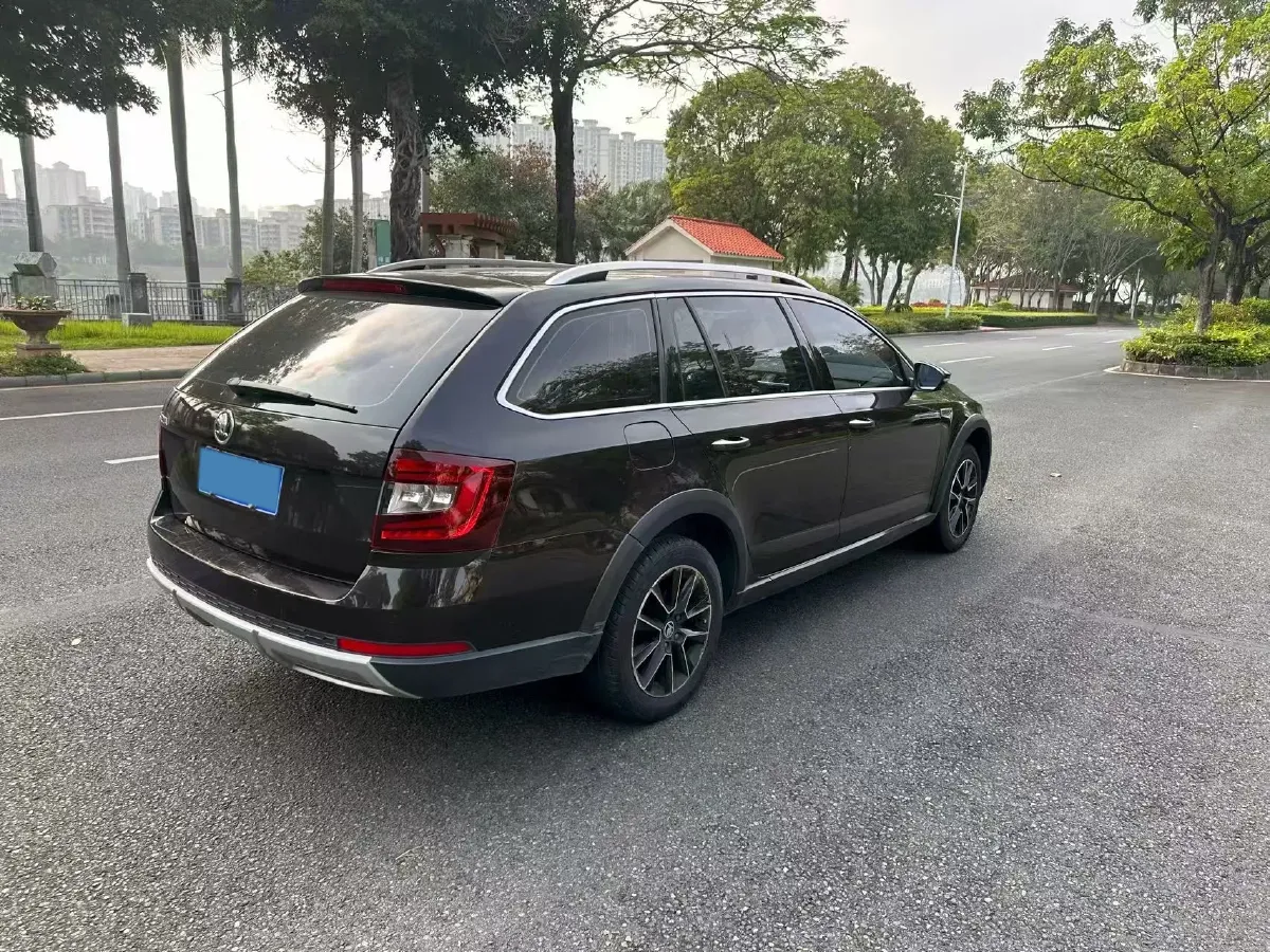 2018 Skoda Octavia 1.2T 116HP L4 7DCT,autocango,china used car exporter,china ev exporter,chinese used car exporter,chinese used ev exporter