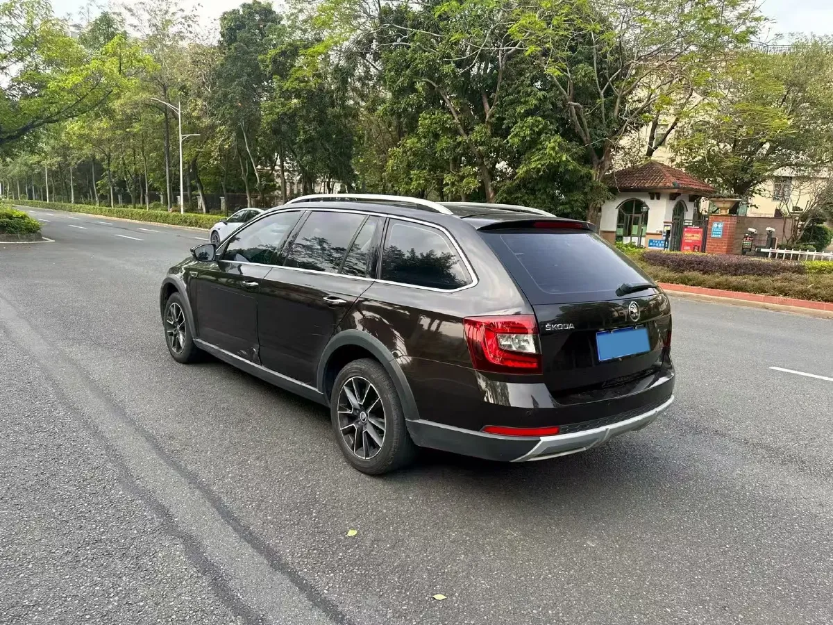 2018 Skoda Octavia 1.2T 116HP L4 7DCT,autocango,china used car exporter,china ev exporter,chinese used car exporter,chinese used ev exporter