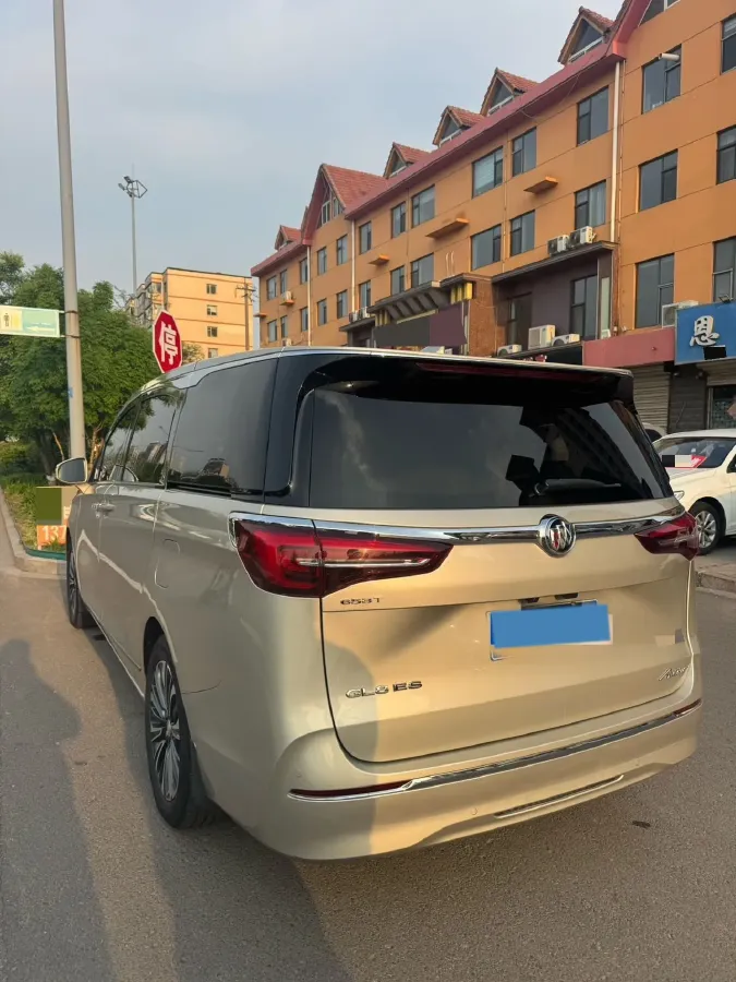 2021 Buick GL8 2.0T 237HP L4 9AT,autocango,china used car exporter,china ev exporter,chinese used car exporter,chinese used ev exporter