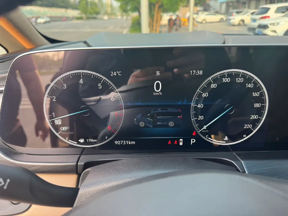 2021 Buick GL8 2.0T 237HP L4 9AT,autocango,china used car exporter,china ev exporter,chinese used car exporter,chinese used ev exporter