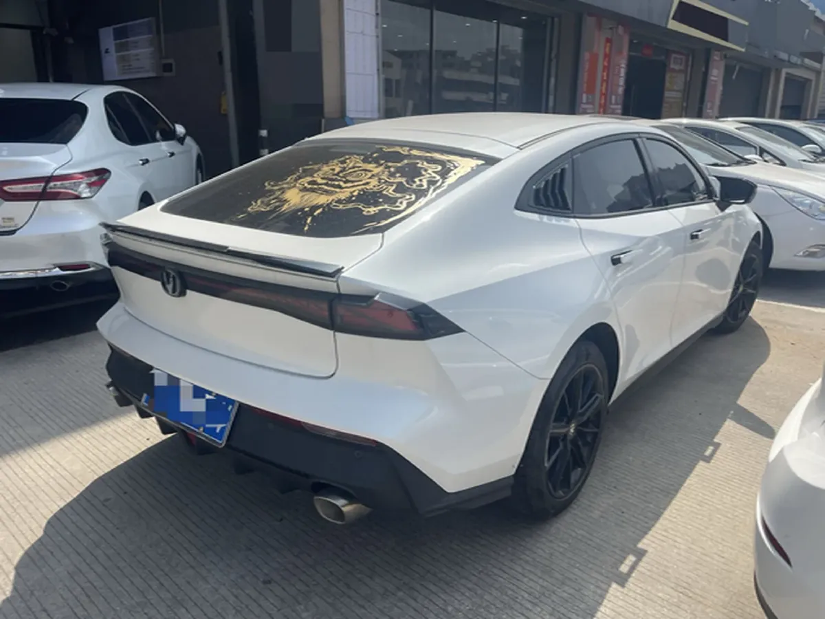 2023 ChangAn UNI-V 1.5T 188HP L4 7DCT,autocango,china used car exporter,china ev exporter,chinese used car exporter,chinese used ev exporter